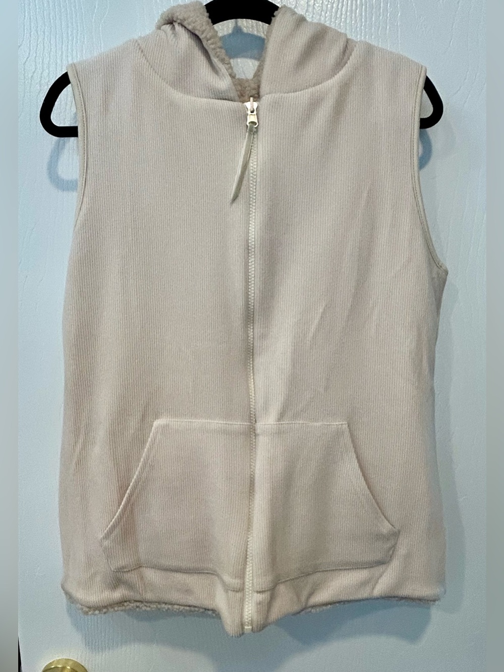 Reversible Cream Sherpa Hooded Vest Women’s Medium Cozy Zip Front